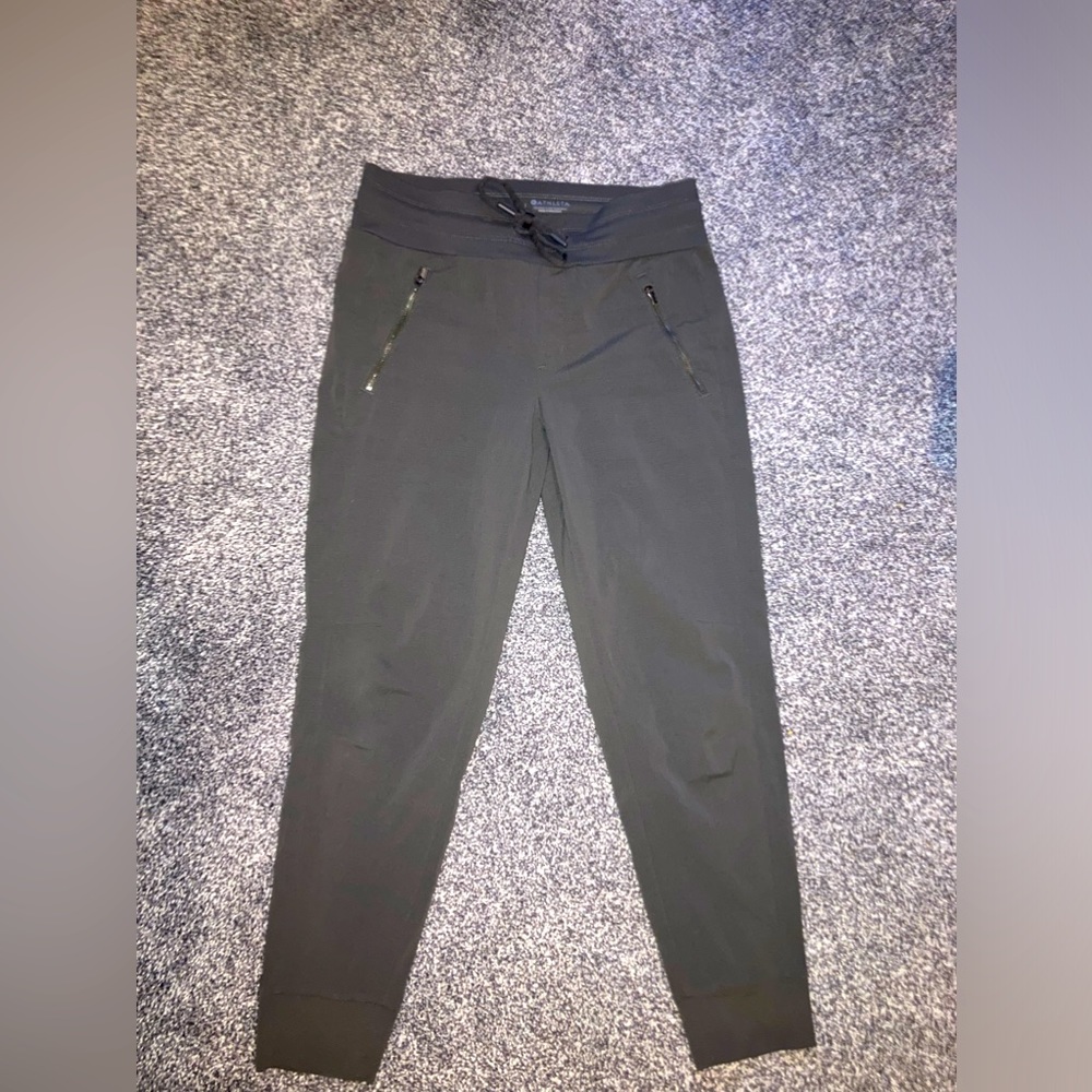 Women’s size 4 Athleta Joggers